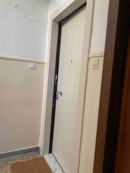 Lux Appartment , 3 Rooms Full Extra , City Center Thessaloniki Exterior foto