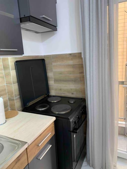 Lux Appartment , 3 Rooms Full Extra , City Center Thessaloniki Exterior foto